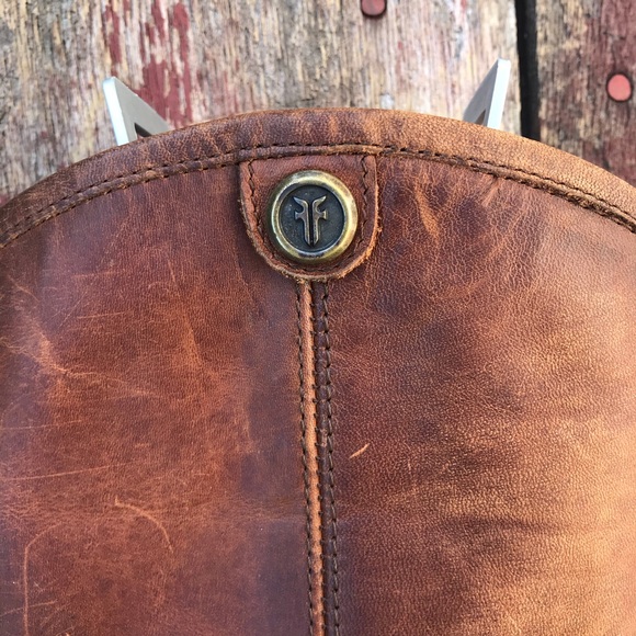 ☘️ Frye Cox Melissa Button 2 Boots ☘️ - Picture 2 of 12